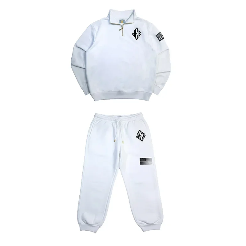 Men Retro Half-Zip Tracksuit Pattern Detail