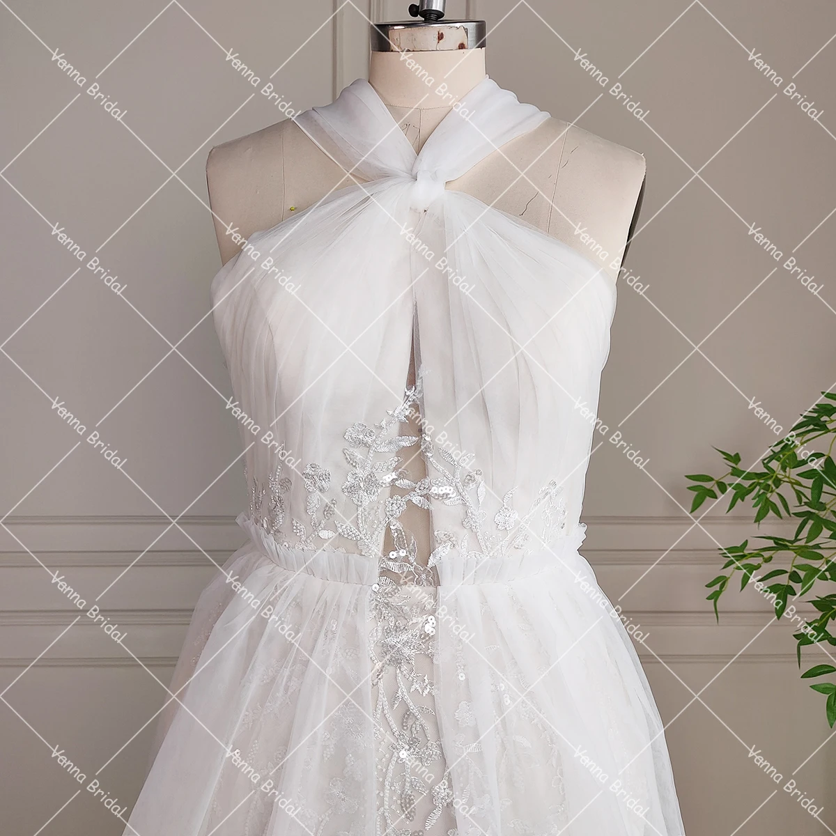 Halter Mermaid Customized Beading Wedding Dress Luxury Illusion Tulle Half  Lining Appliqued Bridal Gowns With Tulle Overskirt - AliExpress