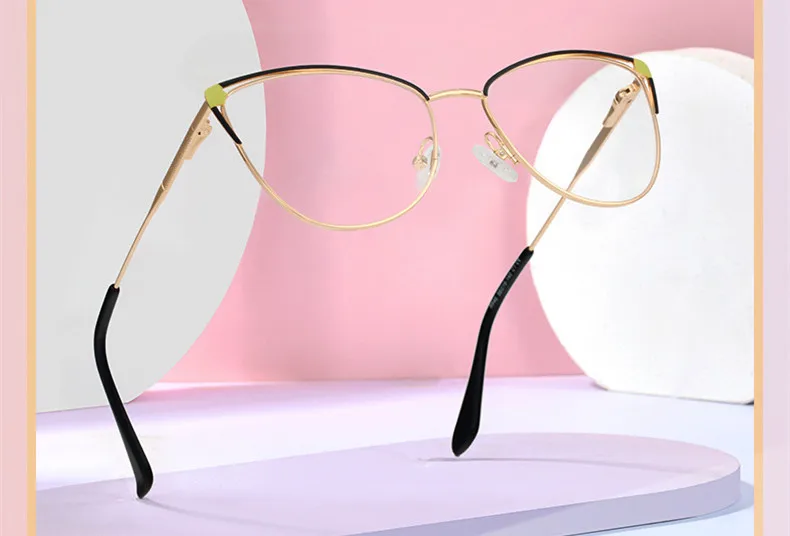 Side view of Chashma Cat Eye Steel Eyeglasses