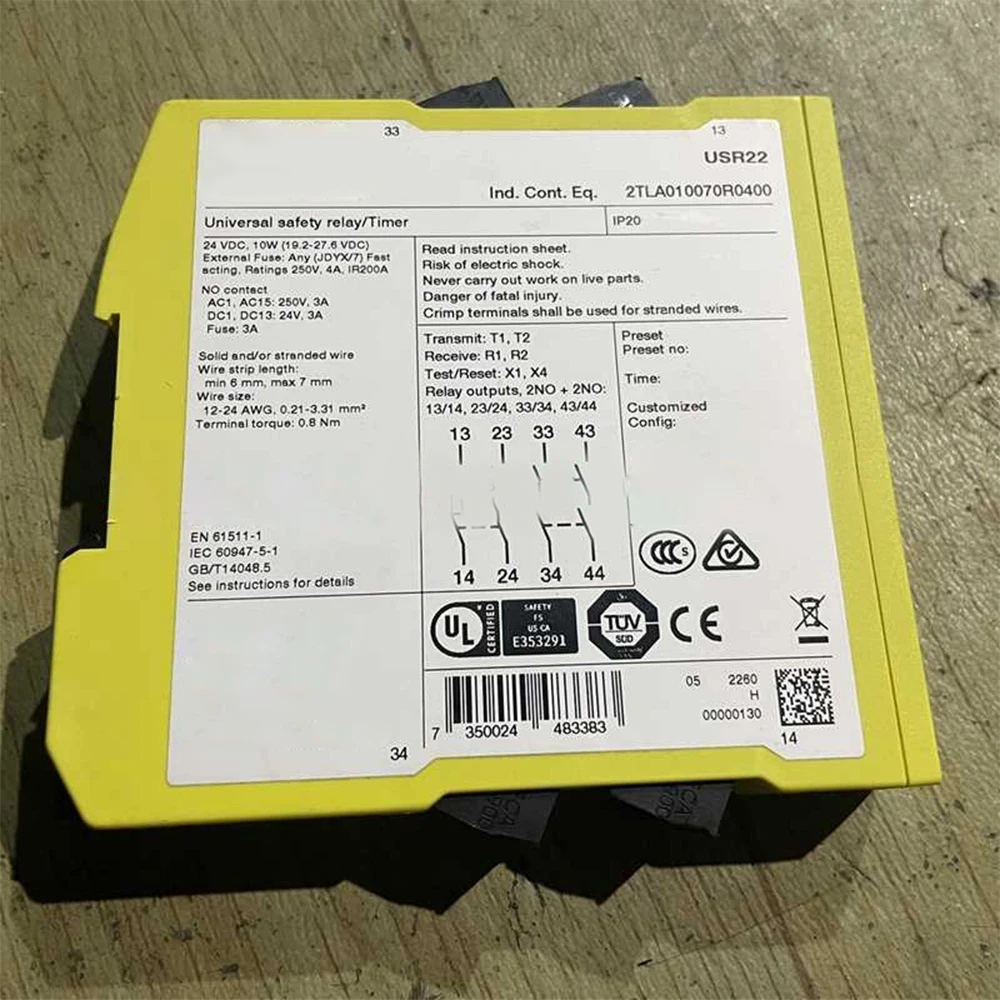 

New for ABB USR22 2TLA010070R0400 24V Safety Relay Module in Box