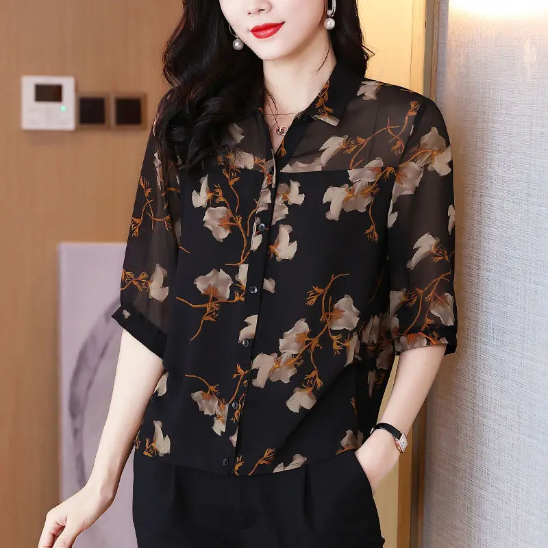 

Womens Blouses New Arrival 2023 Spring Summer Lapel Shirt Half Sleeve Button Floral Leopard Letter Printing Elegant Fashion Tops