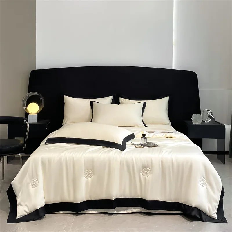 Couette brodée pour lit, couvre-lit, couverture soyeuse, literie de luxe, refroidissement par glace lisse, été, 100% lavable 1 Couette brodée pour lit, couvre-lit, couverture soyeuse, literie de luxe, refroidissement par glace lisse, été, 100% lavable 1