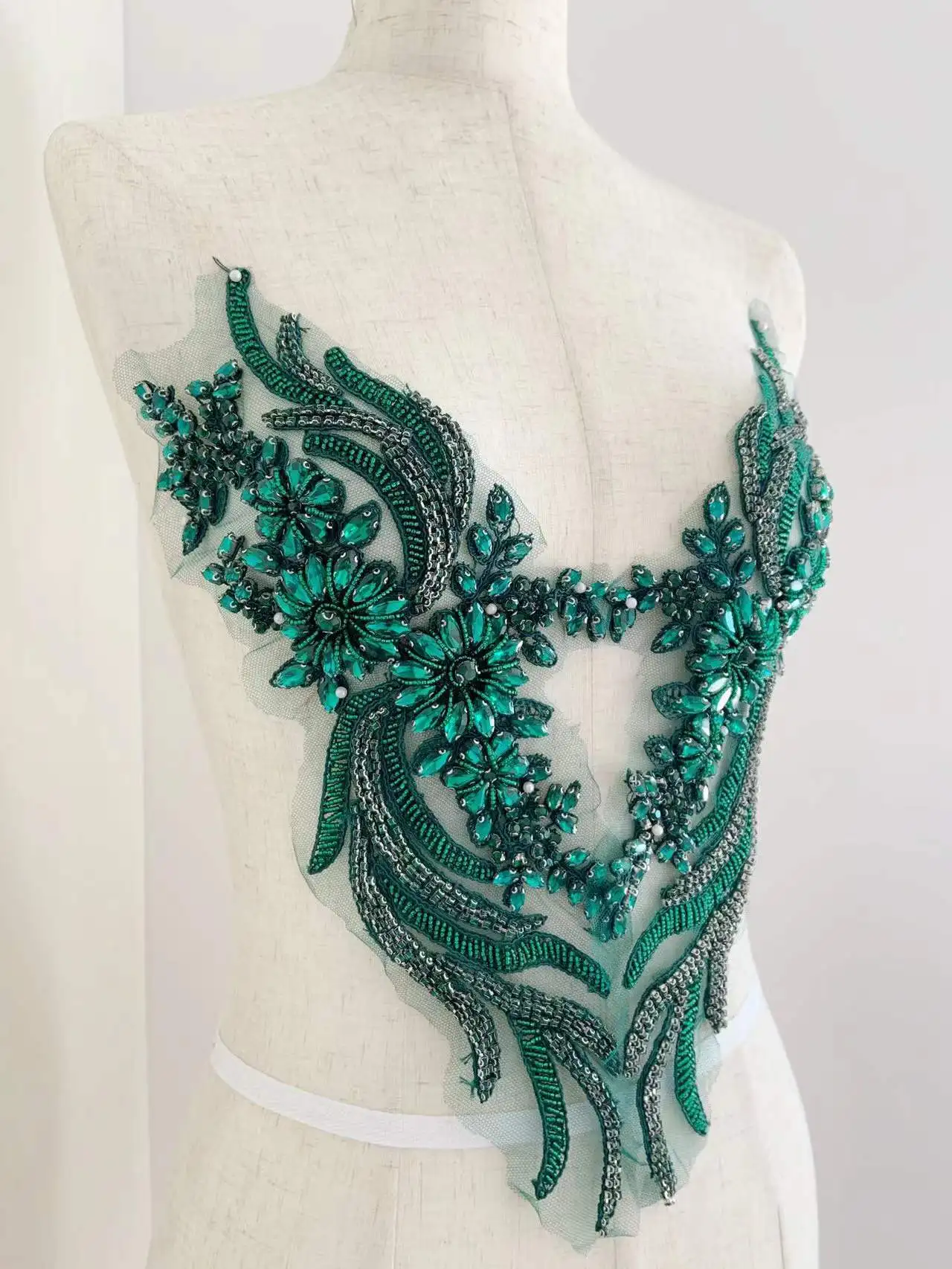 Lace Applique with Sequin Corded Flower Embroidery Lace Appliques Lace  Motif Dress Patches for Craft Projects Mirror Pair (Emerald)