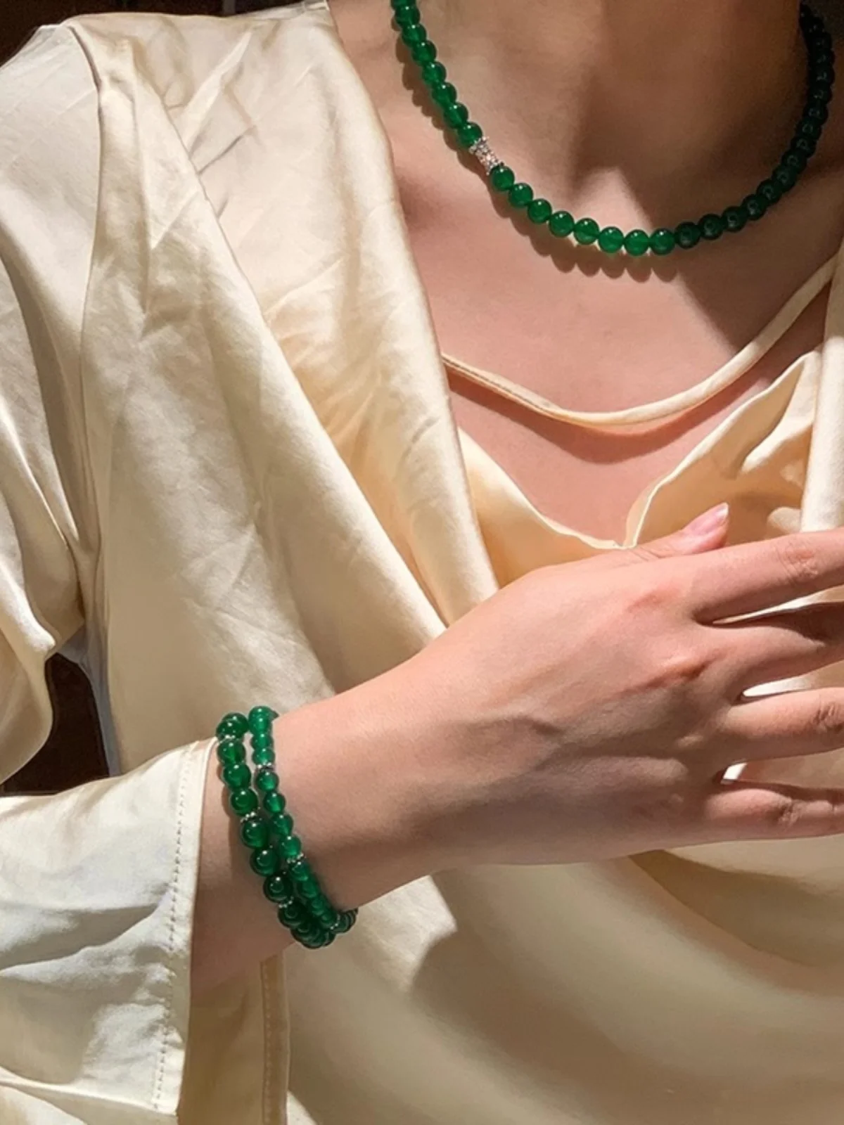 New Chinese Green Agate Chalcedony Beaded Bracelet Girls 2024 New Light Luxury Niche Exquisite String Bracelets