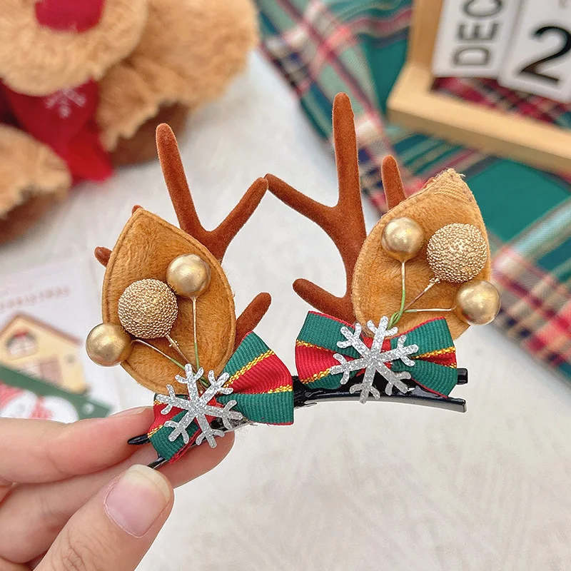 Snowflake bow brown antlers