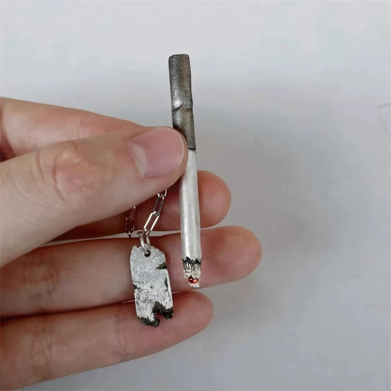 Zigaretten-Anhänger-Halskette für Männer, Entzündte Zigarette Hip-Hop Punk Damenschmuck, Geschenk mit Einsamkeits-Thema – Detail 8