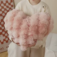 A Stylish Heart-Shaped Faux Fur Pillow - Machine Washable, Multi-Purpose 3D Bubble Velvet Decorative Cushion, Filled With 1