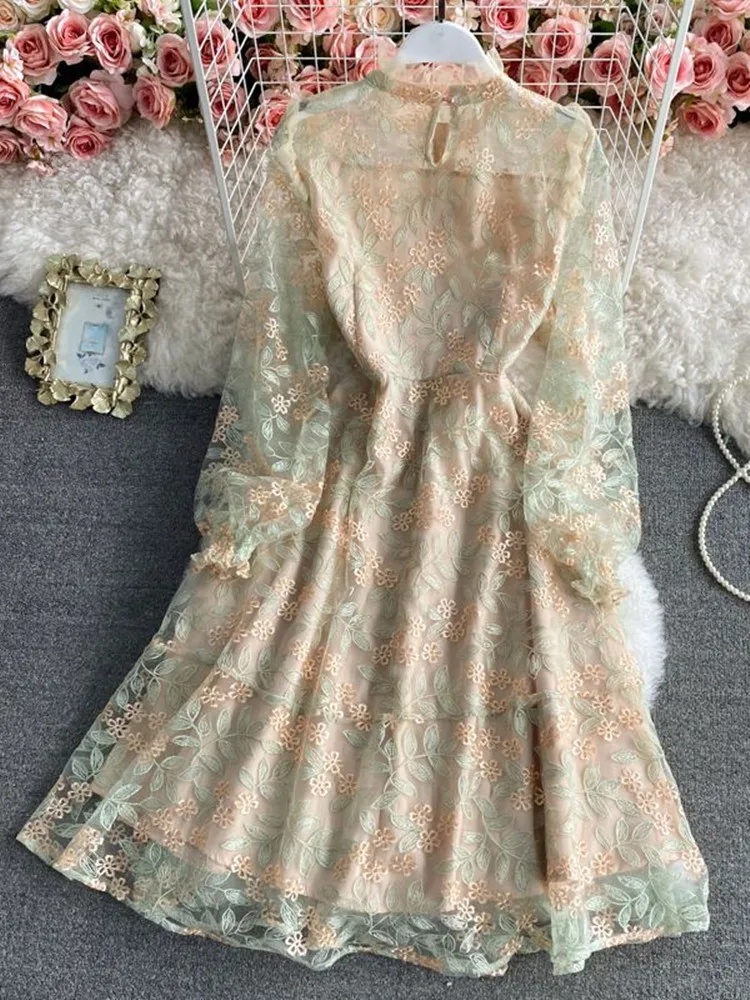 retro dress shopee Outfit allowing for ease of movement and a perfect fit. Retro Forest - Puff-Sleeve Floral