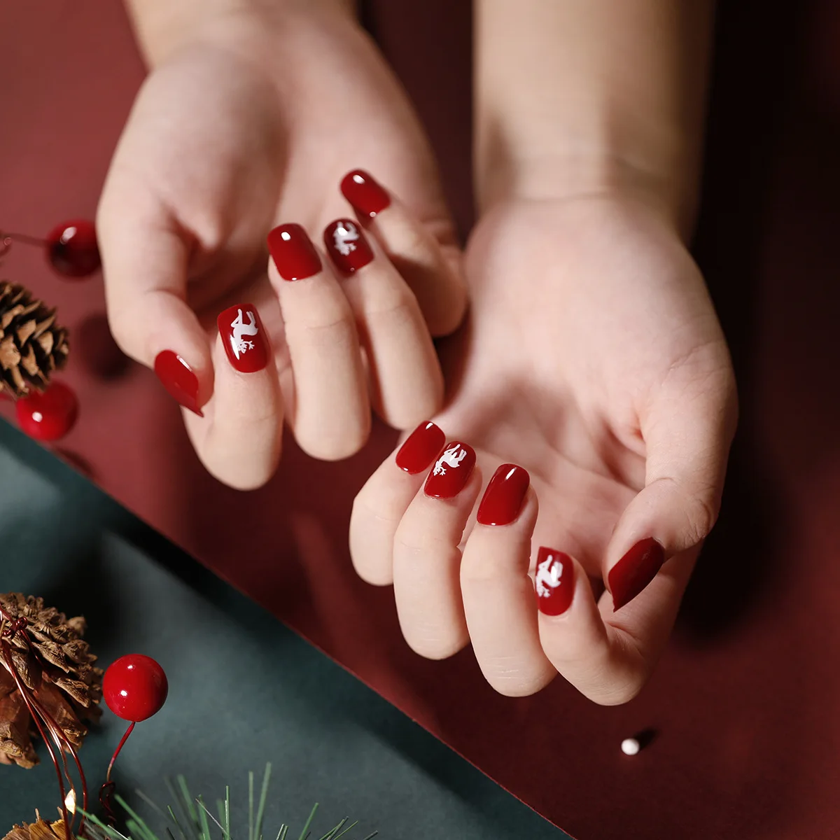 Christmas Elk & Snowman Print Press-On False Nails - 24 Pcs
