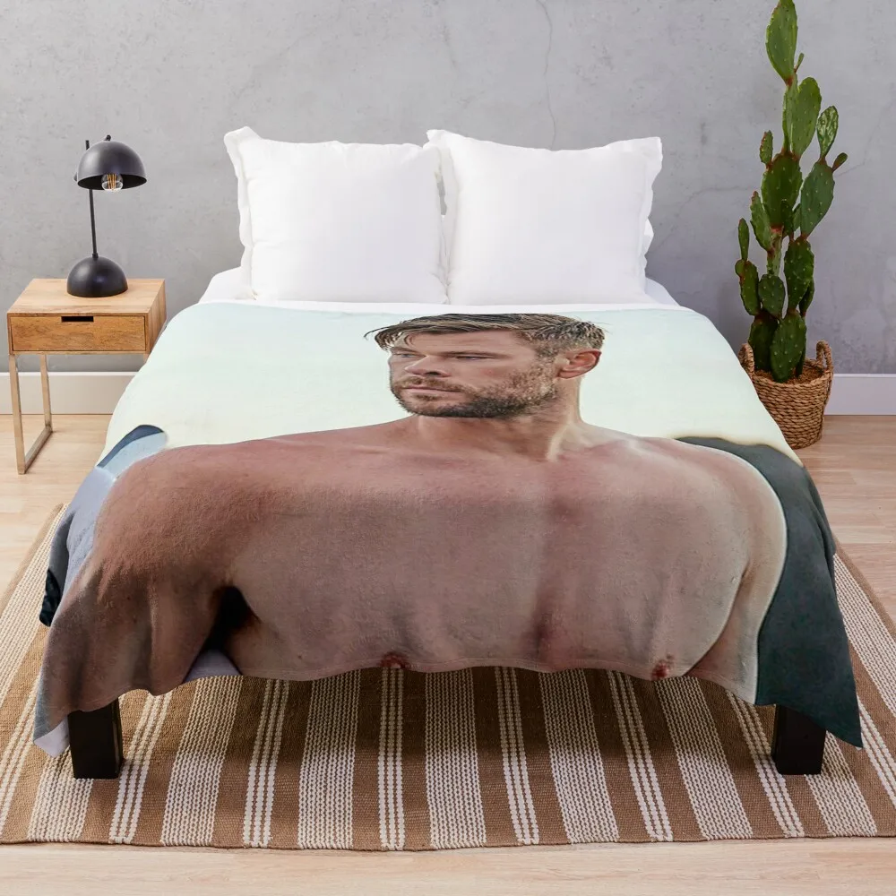

chris hemsworth2 Throw Blanket Personalized Gift Picnic Thin Decorative Beds Custom Blankets