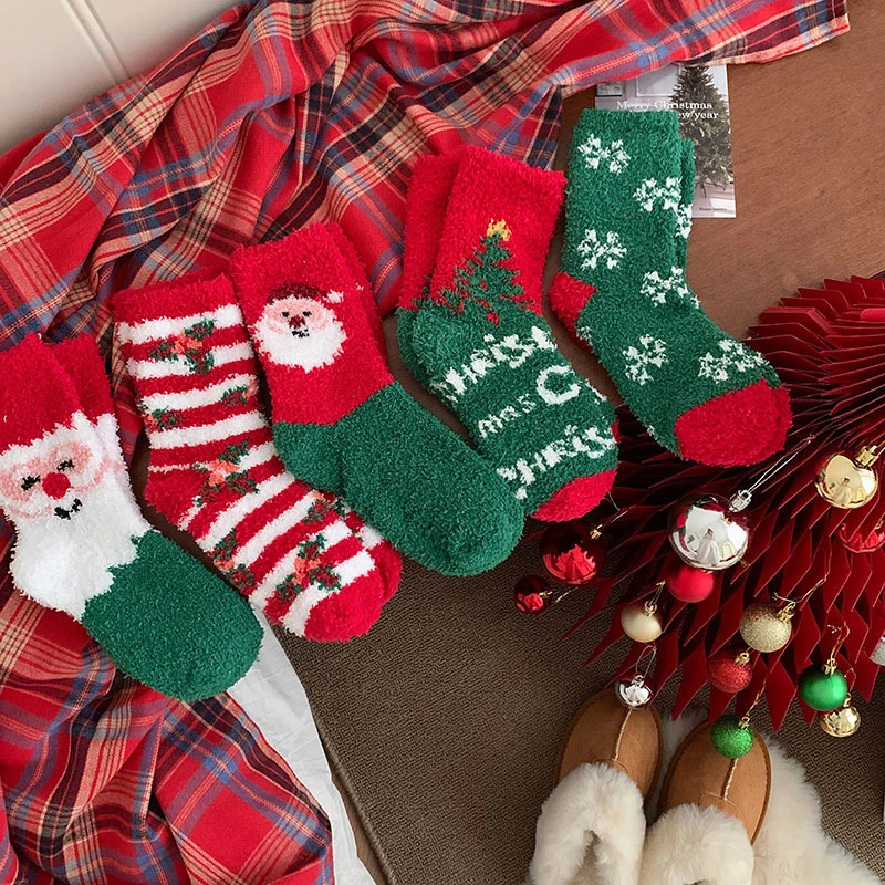 

1 пара утепленных рождественских носков, женские носки, зимние теплые Мультяшные бархатные носки кораллового цвета, подарки, Новогодние рождественские чулки