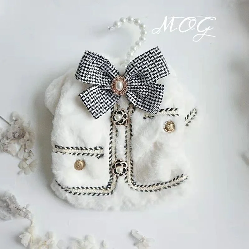 

Elegant Fur White Jacket Dog Clothes Camellia Buttons Bow Collar Puppy Small Dogs Clothing Catparty Winter Warm Fashion Pet Item