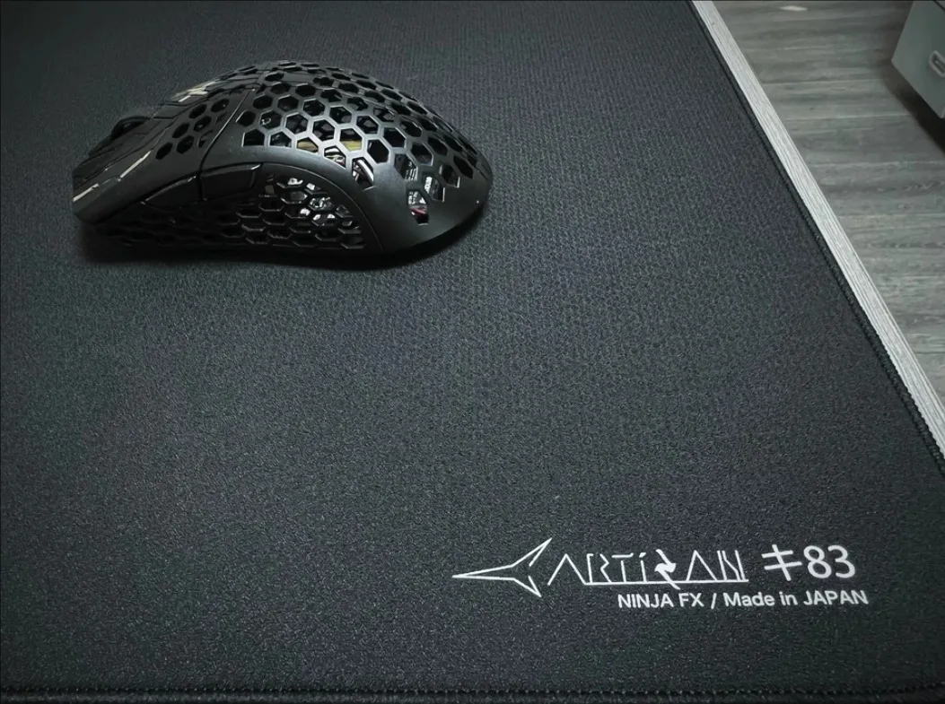 【新品未使用】neru design works EDGE PAD BLACK magicdeskpad1square_grande.jpg