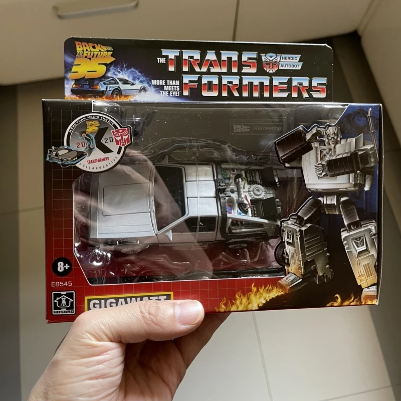 

В наличии Hasbro Трансформеры E8545 гигаватт поколения Назад в будущее 14 см аниме фигурки модели коллекционные экшн-игрушки подарки