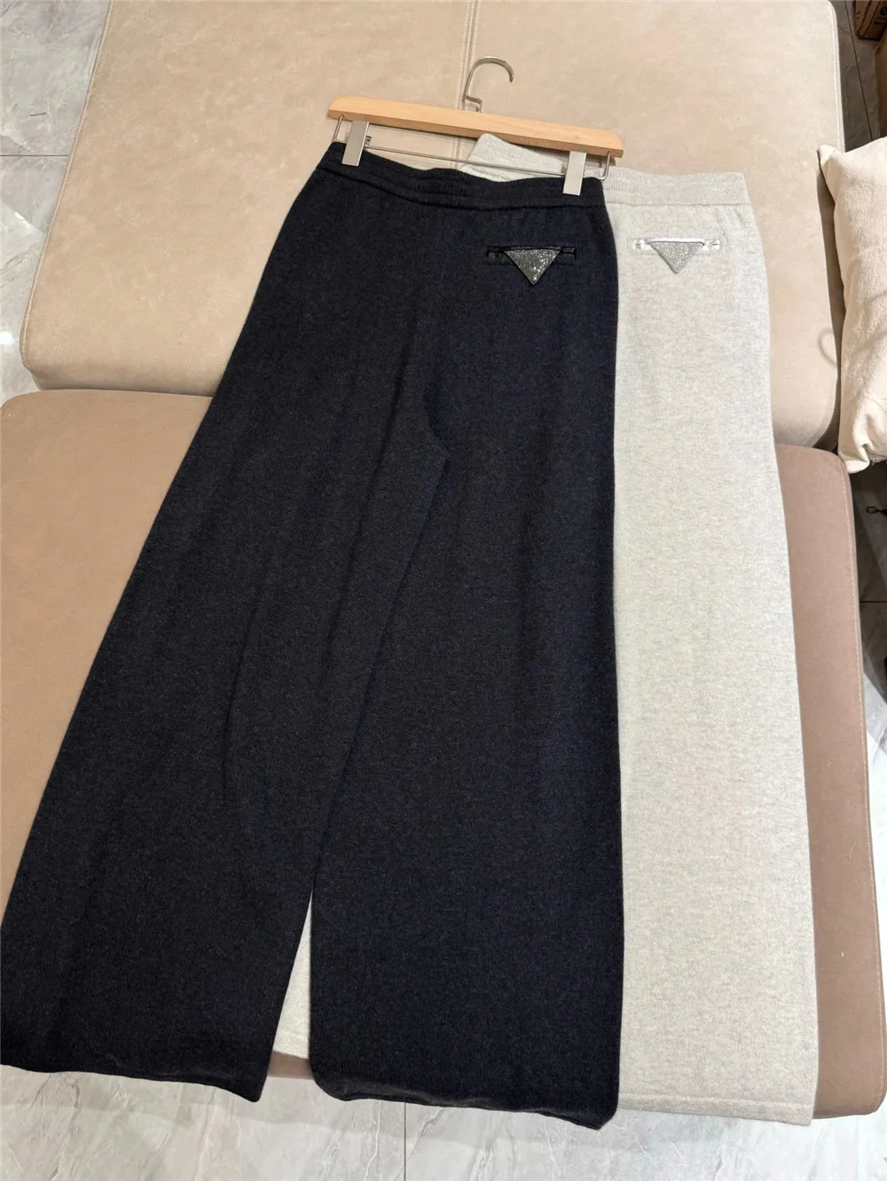 Women's Pants Suit Cashmere Beaded Stand Collar Knitted  Cardigan Jacket + High waist Wide-leg Trousers 2-Piece Set Autumn Winte 6