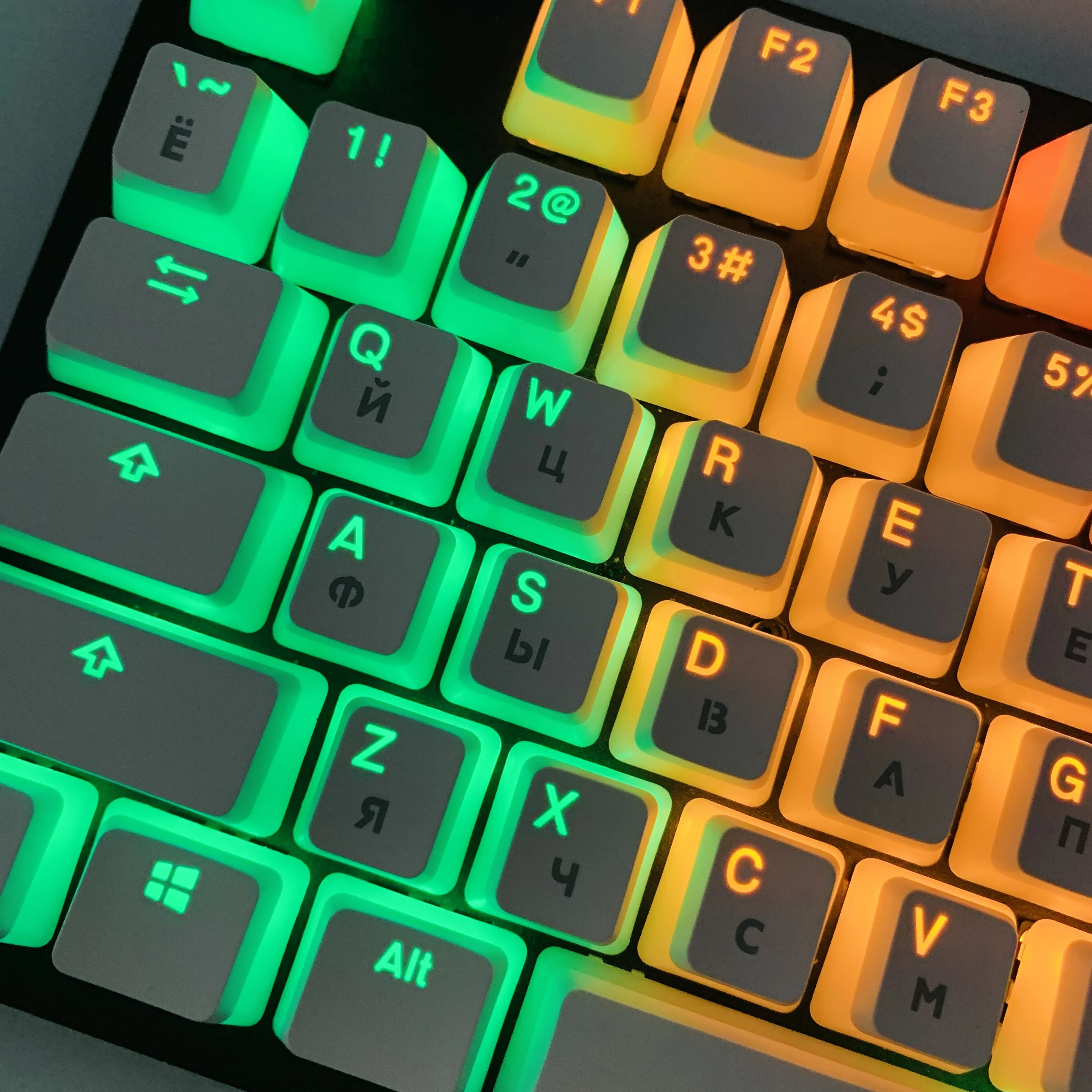 PBT, Conjunto completo de 117 teclas, Layout ISO, Russo, Coreano, Espanhol