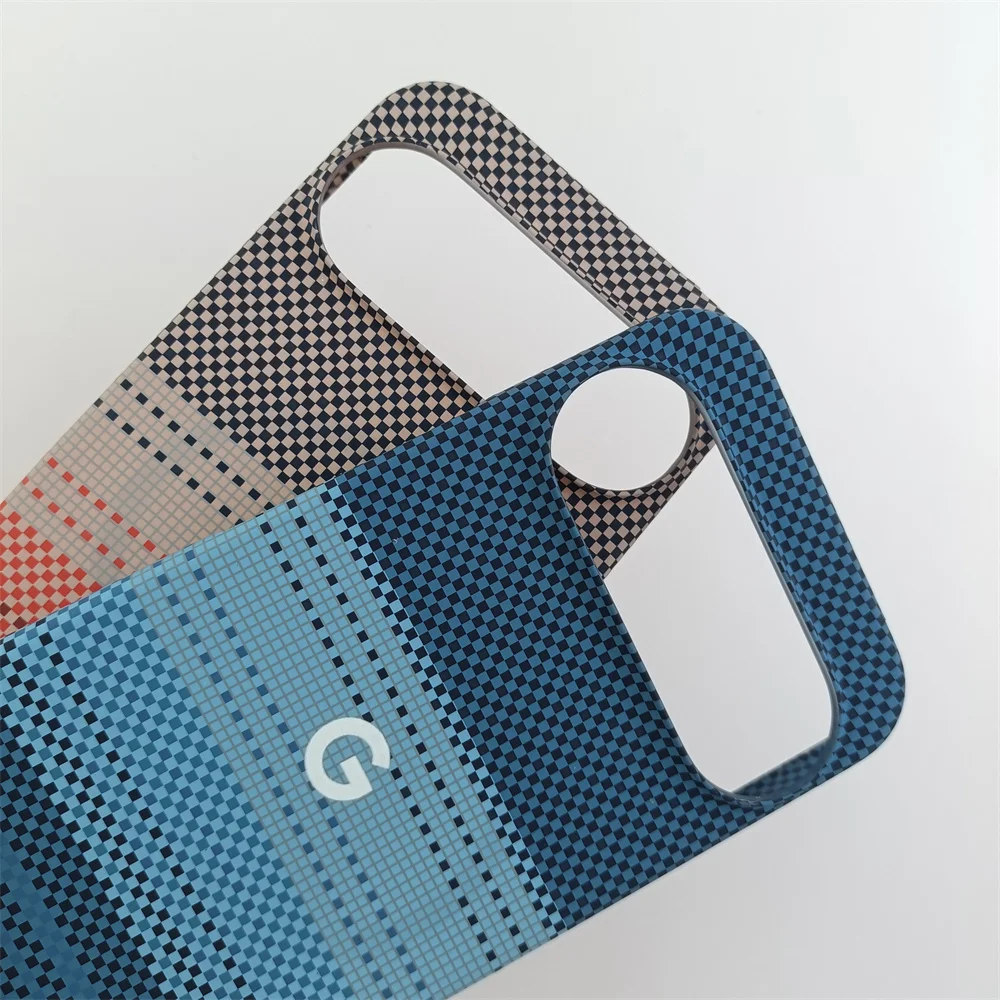 Luxury Ultra Thin Carbon Fiber Pattern Matte Case with MagSafe Shockproof Protection