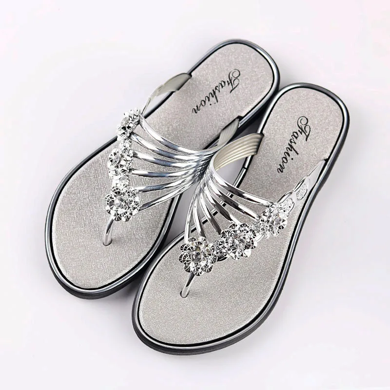 2023 Ladies Slippers Summer Sandals New Flat-bottomed Women's Shoes Light Slippers Women Outdoor Wear Casual Flip-flops