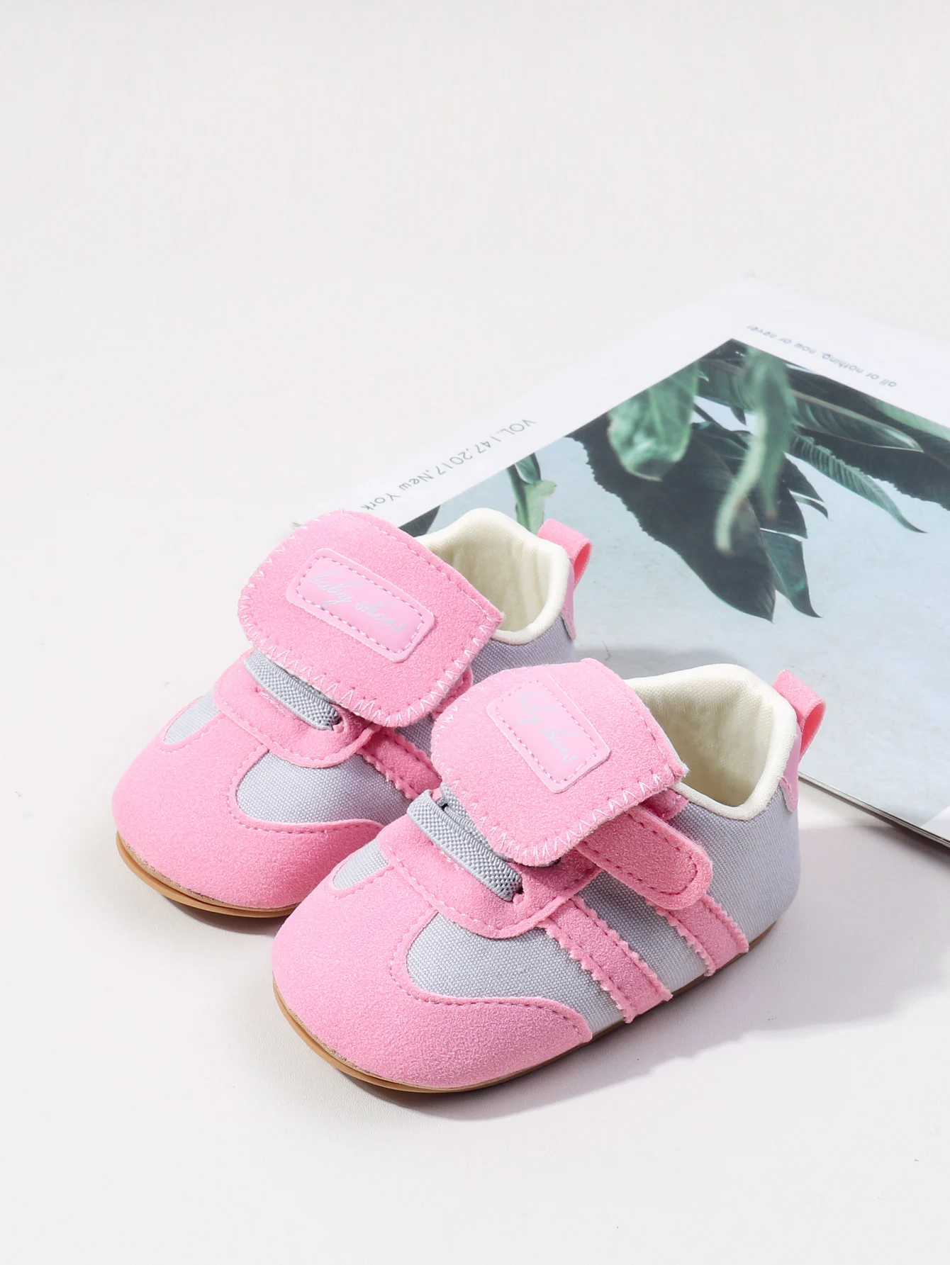 2025, Frühling und Herbst, für Babys, Mädchen und Jungen, lässige Turnschuhe, TPR-Sohle, PU-Leder, Klettverschluss, Schuhe für Neugeborene, erste Wanderer – Detail 16