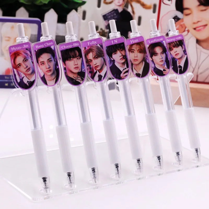 

1pcs KPOP Stray Kids Pen School Supplies Star Character Photo Ballpoint Pen Student Black Pen Stationery Supplies Birthday Gift