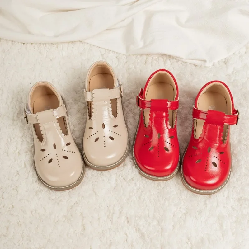 Leather Kids Flat Shoes Classic T-strap for Little Girls