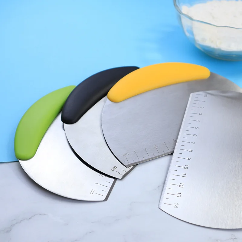 4 Color Stainless Steel Noodle Knife Cake Scraper With Scale Pastry Cutters Baking Cake Cooking Dough Scraper Baking Accessories dough scraper baking tool dough cutter baking accessories cake scraper baking spatula