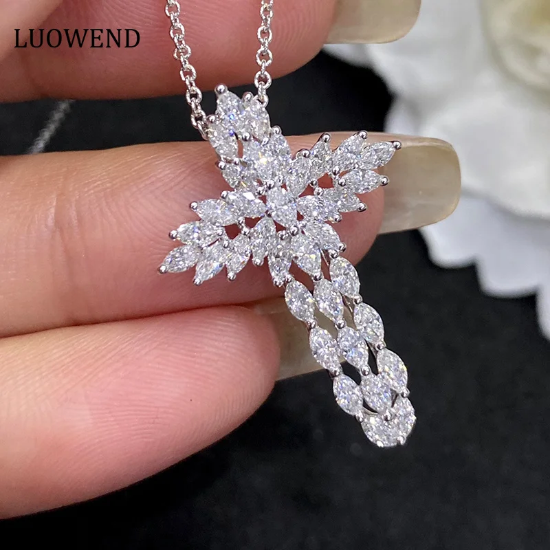 LUOWEND 18K White Gold Necklace Real Natural Diamond Chain Fashion Horse Eye Splice Cross Shape Exquisite Necklace for Women