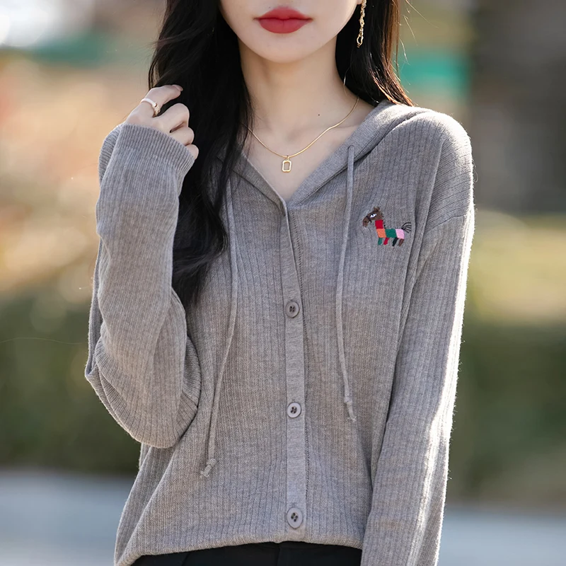 2025 Spring and Autumn Cashmere Sweater Cardigan Women's Hooded Cardigan Wool Knitted Cardigan Women's Cardigan Coat 3