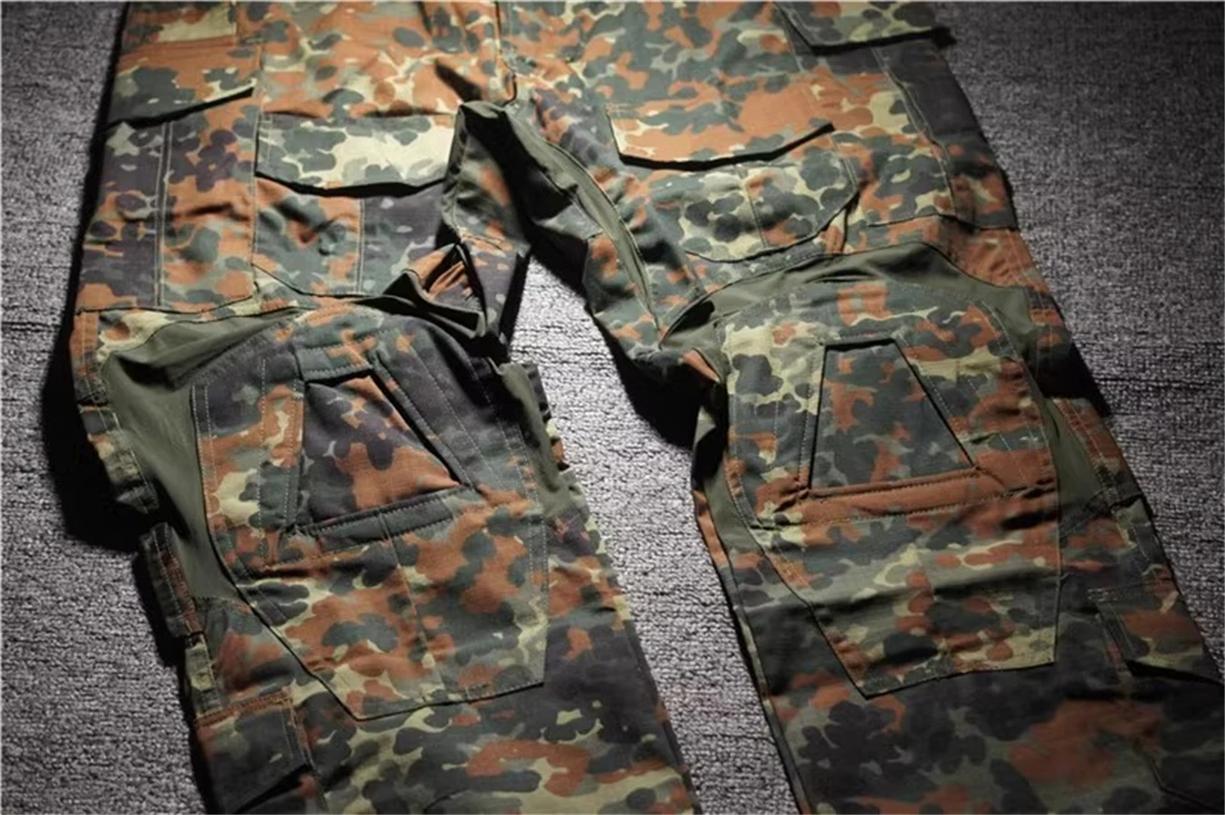 GEN3 Flecktarn Training Tactical Frog Skin G3 Battle Frog Suit Long sleeved+long pants combat Hunting Breathable Clothes tactical suit combat uniform