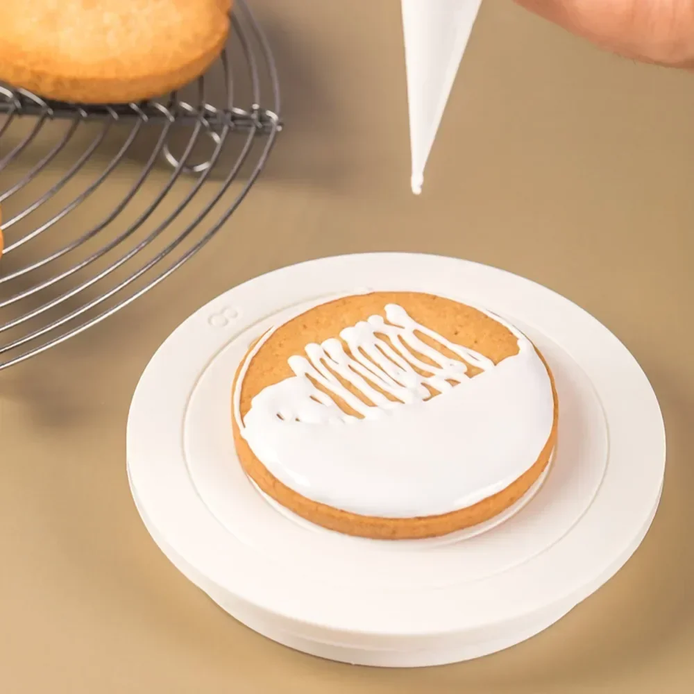 Description Picture 4 of itemMini Cake turntable Stand baking turntable rotating Round Fondant cake decorating table Kitchen DIY Mold Baking Tool