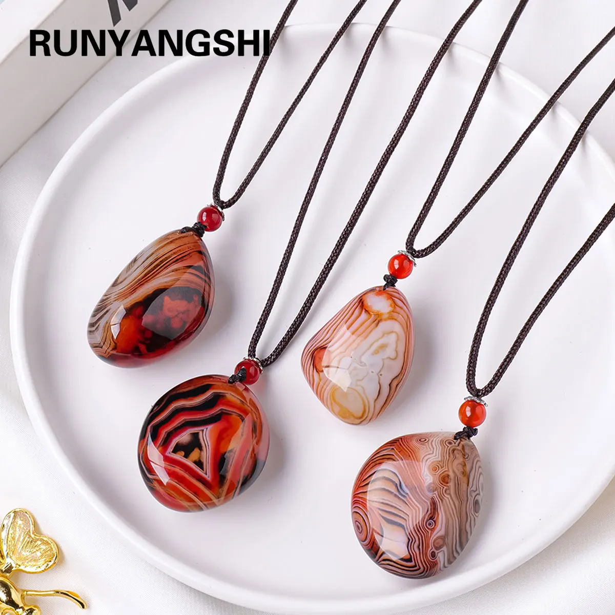 1PC Natural Sardonyx Agate  Pendant Necklaces Men Energy Quartz Necklaces Stones Ornament Send Random