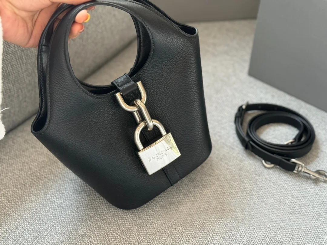 Balenciaga locker hobo basket Paris World Lock bag - AliExpress Balenciaga locker hobo basket Paris World Lock bag - AliExpress