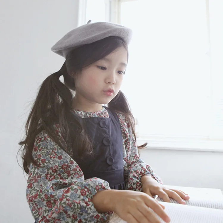 2 to 8 years old kids wool beret autumn winter black red berets girls painter hat