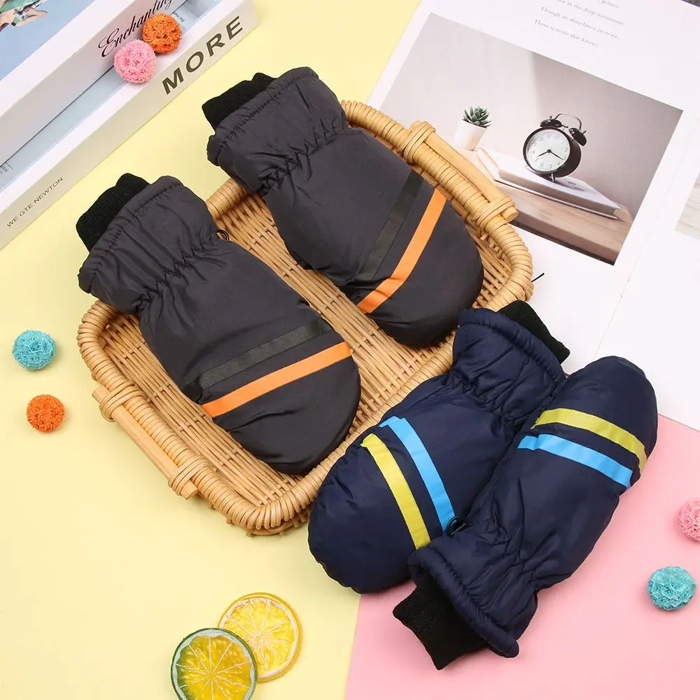 Waterproof Cotton Kids Ski Gloves for Winter Outdoor Activities
