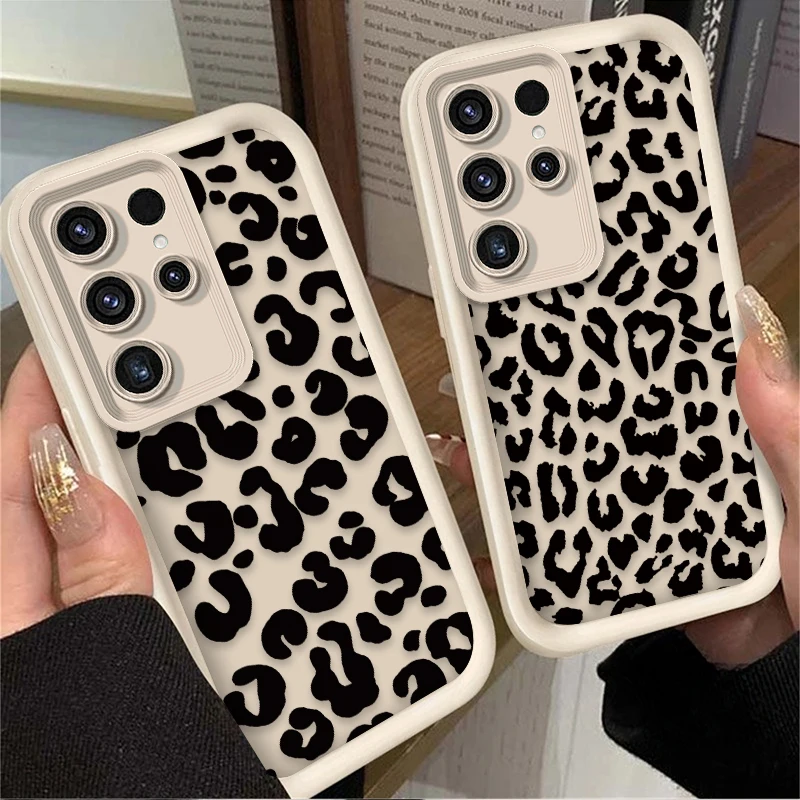 Chic Black Leopard Print Pattern Phone Case