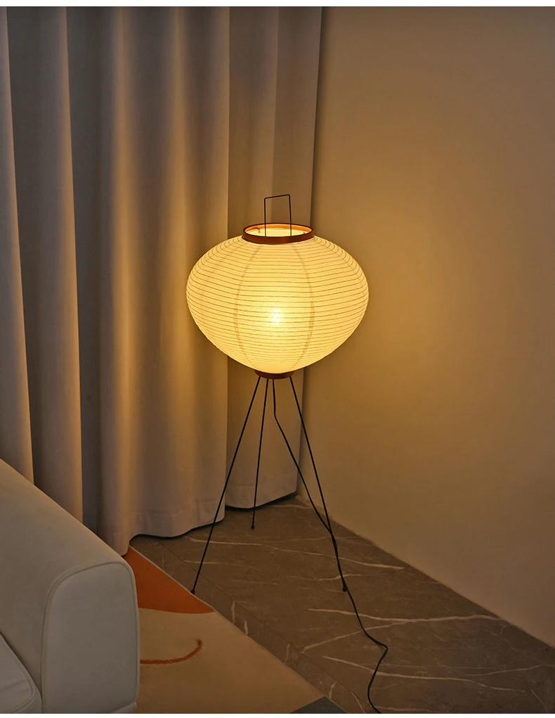 Akari 10a Floor Lamp