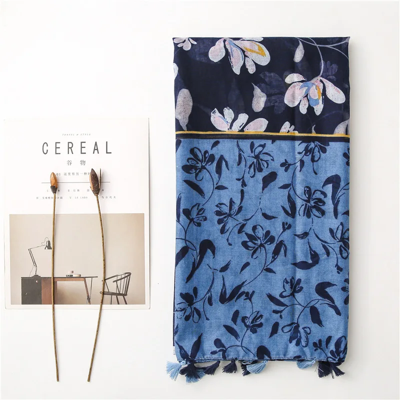 Bufanda de algodón y lino para mujer, chal fino de Color azul oscuro y azul claro con borlas de flores, primavera y verano, novedad