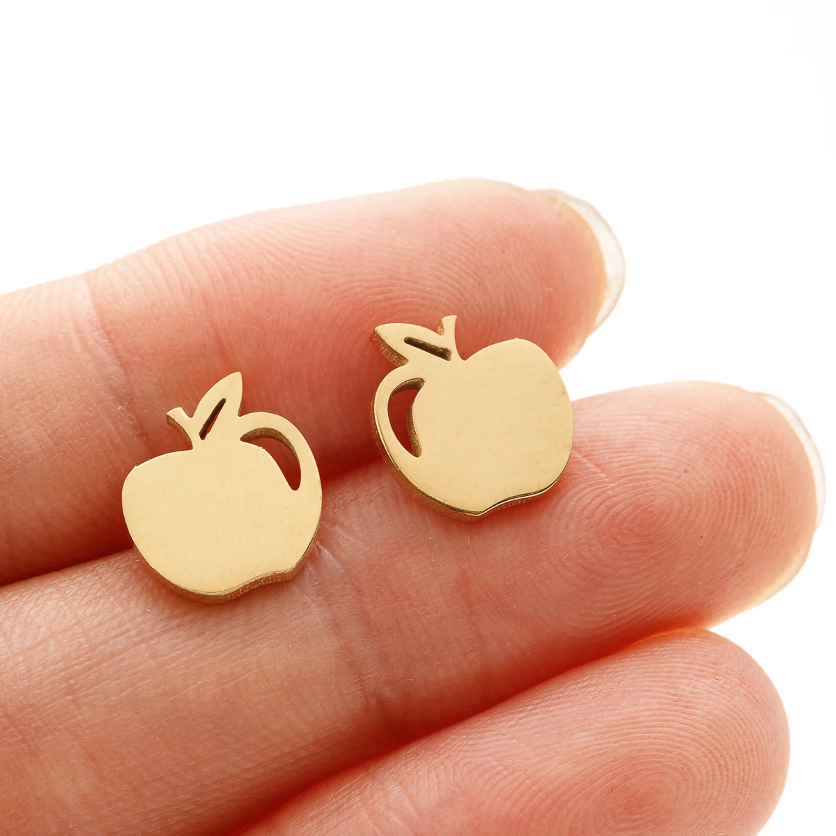 [ILYAND] 韓国ブランド☆14K☆Lucky Single Piercing ILYAND] 韓国ブランド☆14K GOLD☆Lucky Single piercing