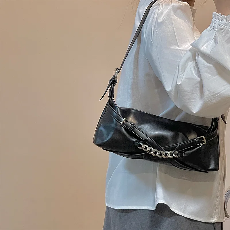 

2022 Y2K Summer Fashion Women Casual Shoulder Bag PU Leather Chain Under Arm Bags Purse Handbags Large Armpit Bag