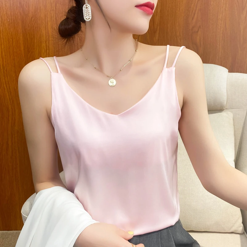 

Women's Satin Silk Soft V-Neck Sleeveless Korean Fashion Underwear Double Straps Simple Tank Top High-End Silky Solid Color Top