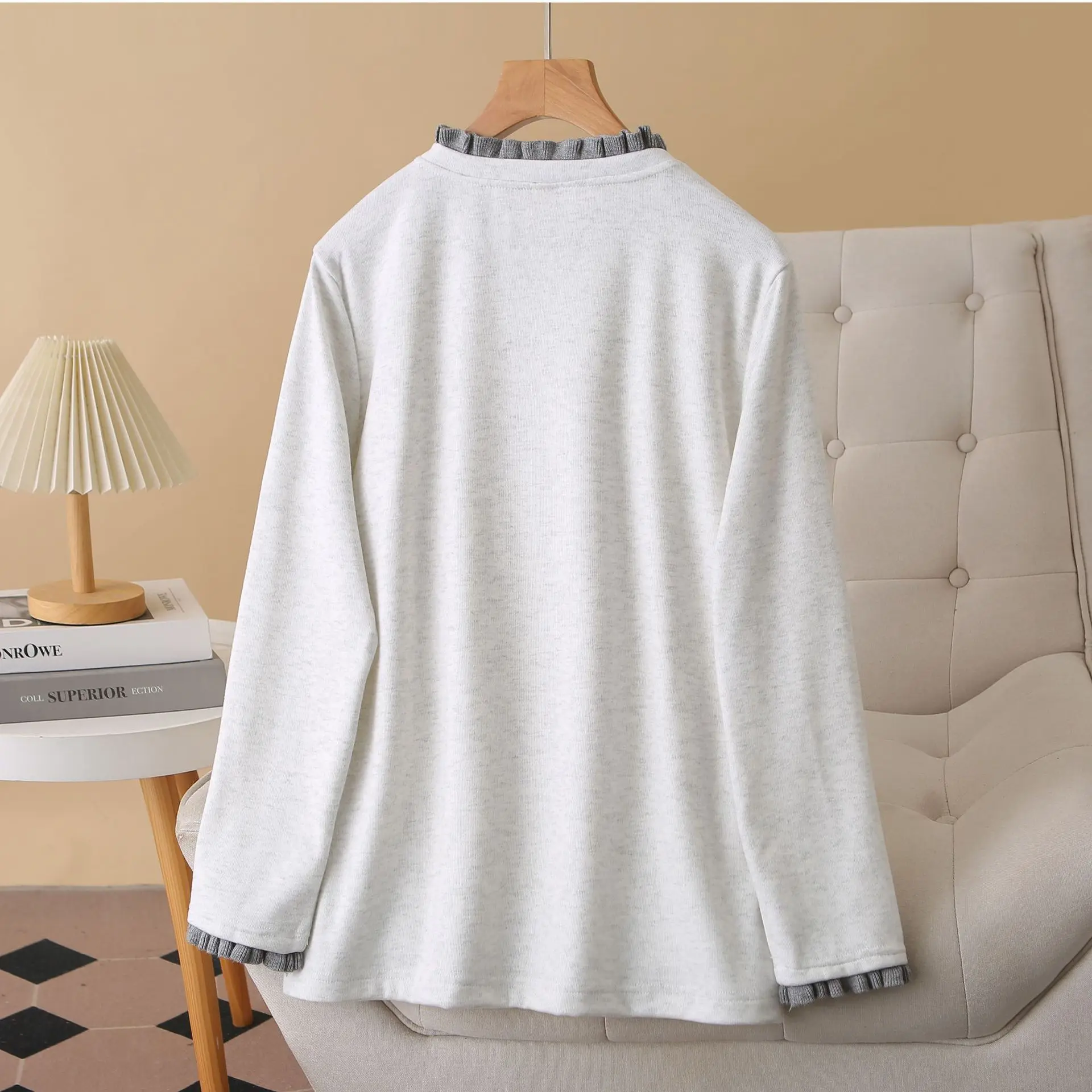 XXXXL Fashion Plus Size Women's T-Shirt New Autumn And Winter Fleece Warm Color Blocking Ruffled Collar Long Sleeved Top 8857