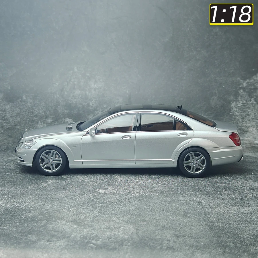 Motorhelix 1:18 for Benz S-Class S600L W221 car model Silver alloy all open 3