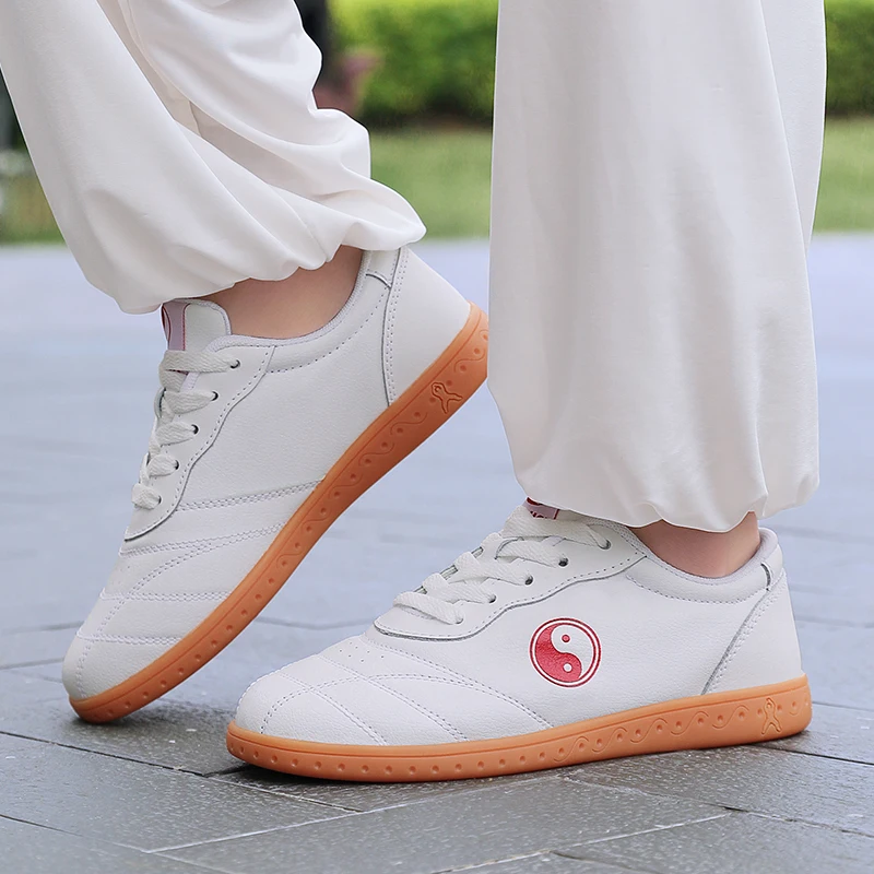 New Profession Tai Chi Shoes Men Women Martial Arts Training Shoes Comfortable Soft Wushu Taekwondo Outdoor Sneakers