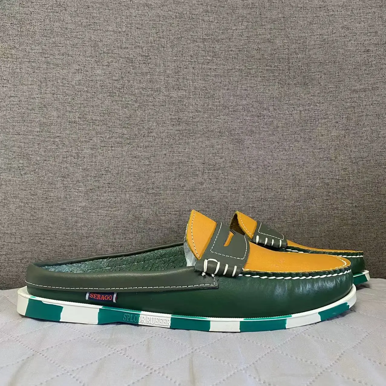 Sebago Men Homme Authentic Docksides Shoes - Premium Leather Moc Toe Lace Up Boat Shoes 116A
