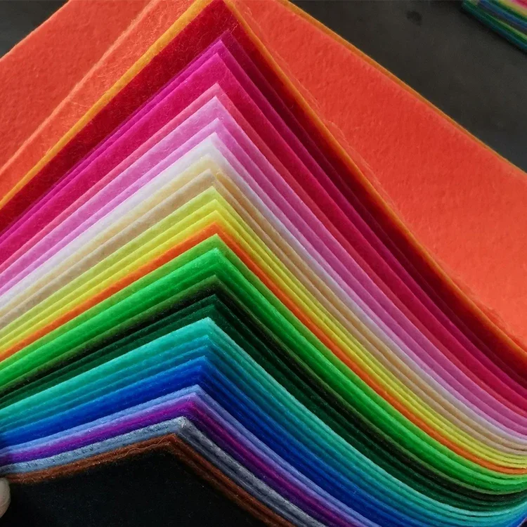 40 Stück Weiche Filzstoff-Platten in Verschiedenen Farben für Patchwork, Nähen, DIY-Handwerk, Vliesstoff 1mm Dick für Handarbeit und Weben – Detail 4