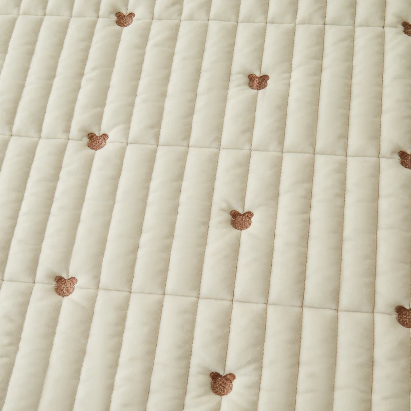 1PC Embroidery Mattress Pads For Winter Milk Velvet Mattress Cover Soft Blanket Pads Queen/King Size 매트리스 Full Set 침대매트