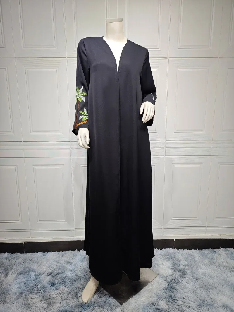 2024 New Ramadan Islam Abaya Kaftan Black Embroidered Leaf Pattern Robe Femme Musulmanefor Europe and Dubai America