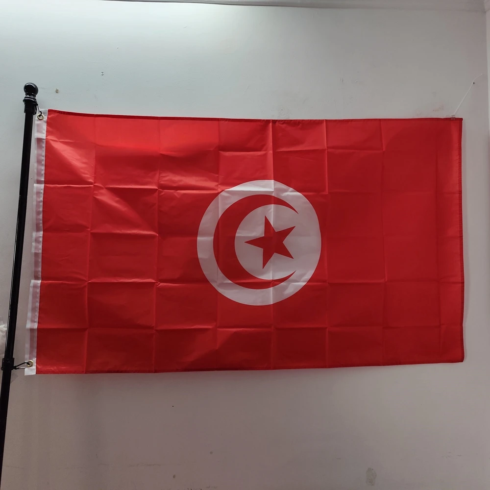 Nationalflagge aus Tunesien, 90 x 150 cm, TUN TN-Flagge mit rotem Stern und Halbmond, strapazierfähiges Polyester für den Innen- und Außenbereich, lichtbeständig – Detail 1