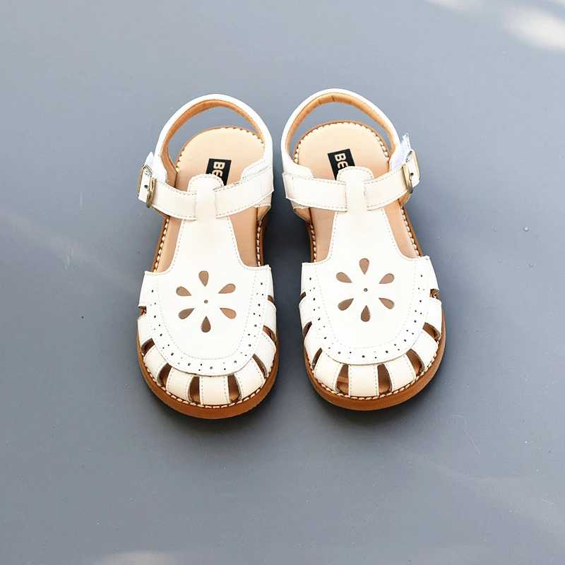 Genuine Leather Girls Fashion Sandals Close Toes Quick Dry Baby Boys Casual Sandals Summer Hollow Petals Kids Beach Shoes 5
