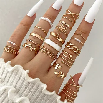 Boho Pearl Ring Set 1